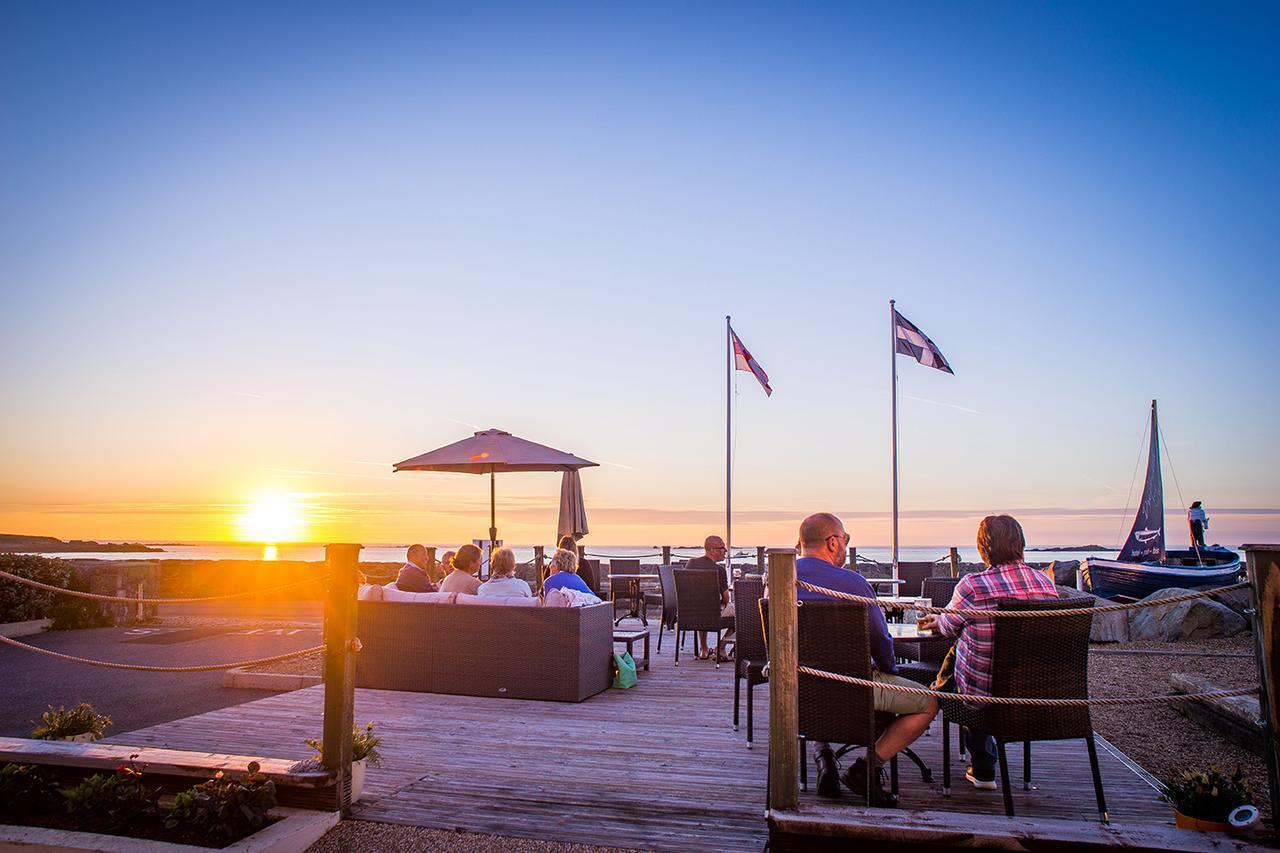 Driftwood Inn Saint Saviour Restoran gambar
